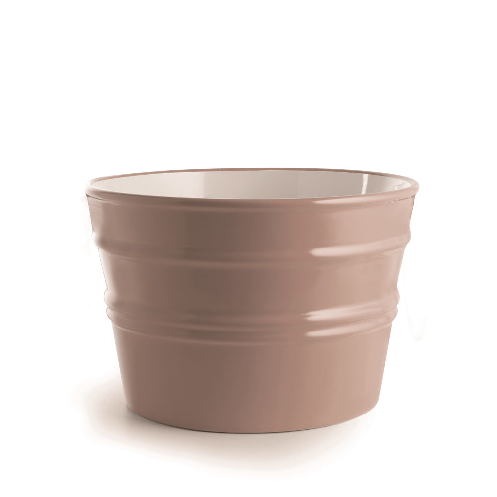 vaso in ceramica rosa opaco artigianale, design moderno, sfondo bianco
