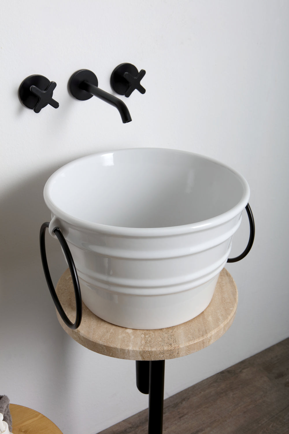 METAL STRUCTURE WITH MARBLE TOP STOOL