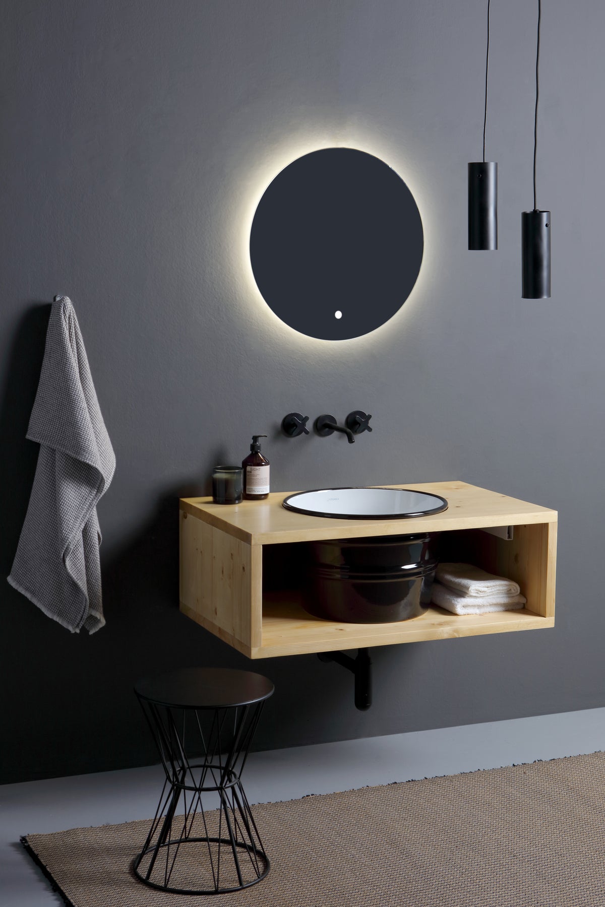 BACKLIT ROUND MIRROR 